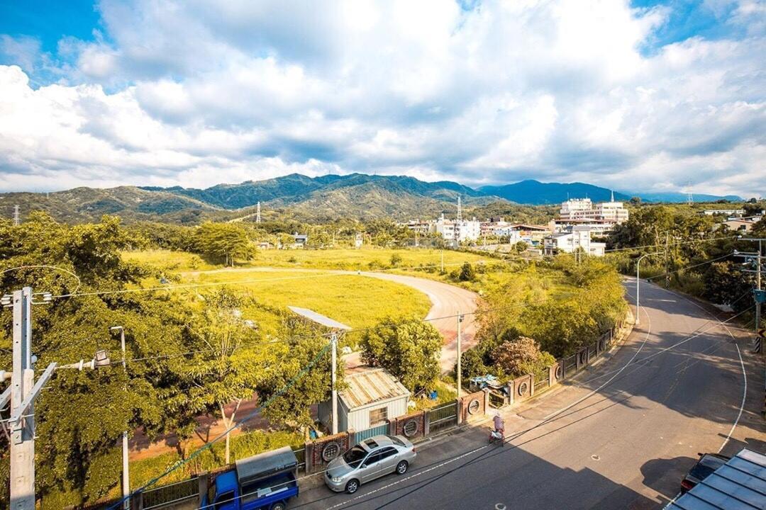 綠竹筍民宿 Zhushan Extérieur photo