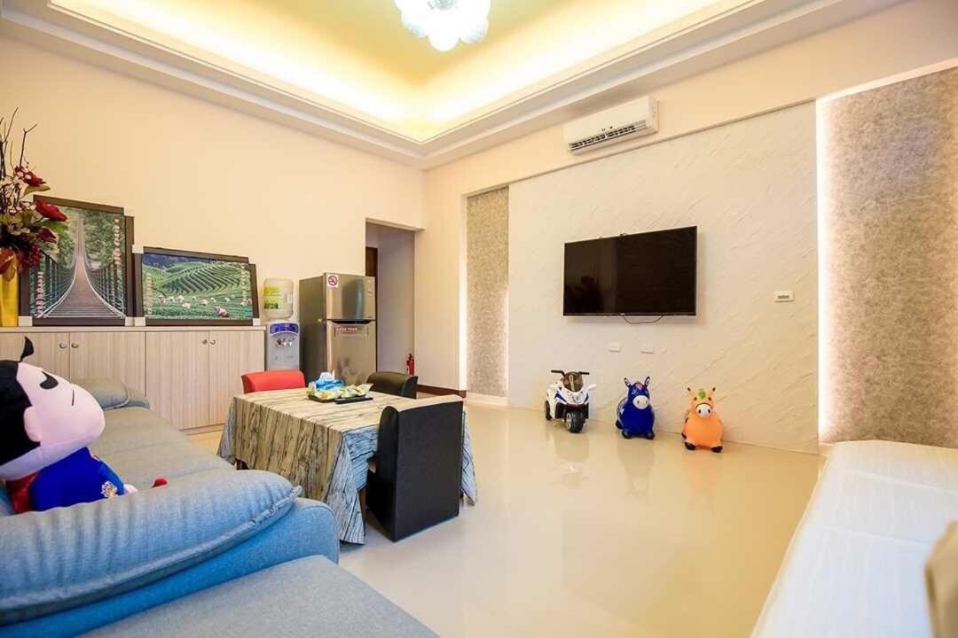 綠竹筍民宿 Zhushan Extérieur photo